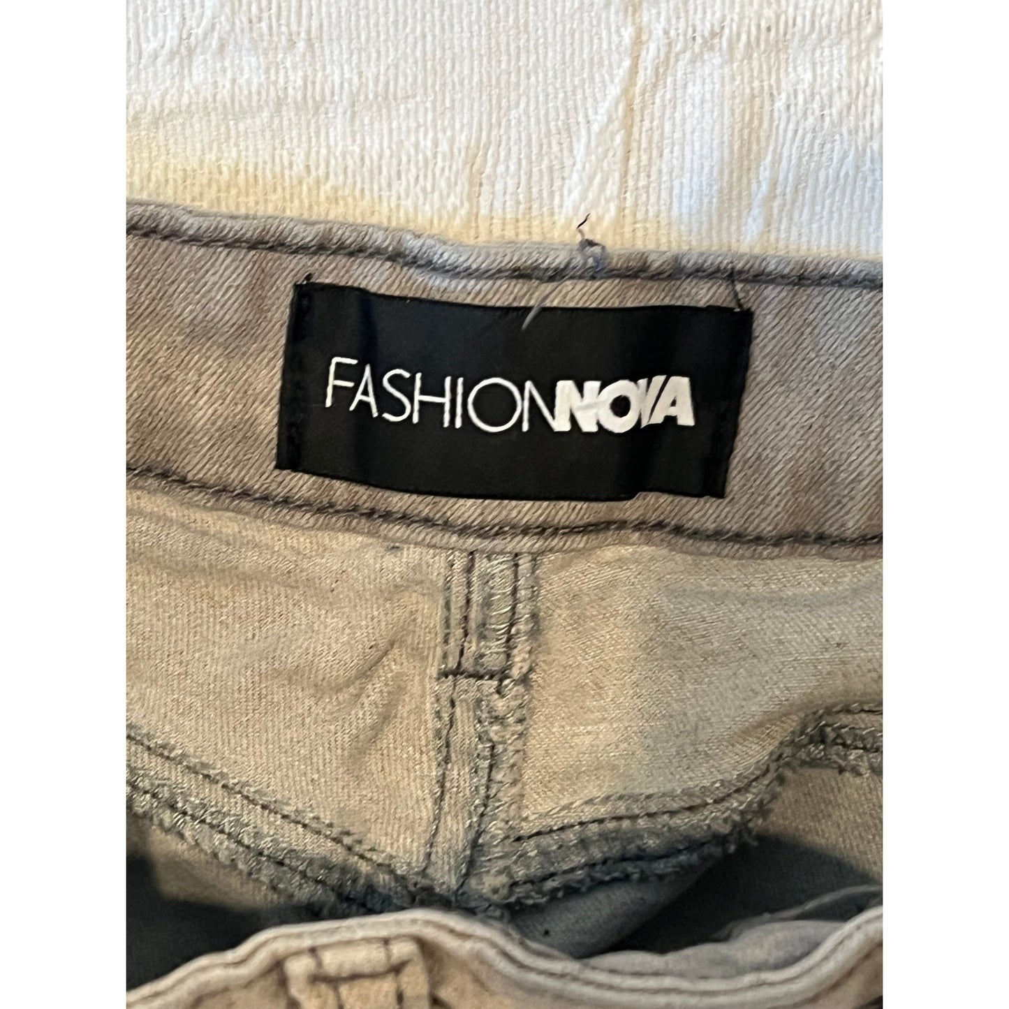 Fashion Nova Gray Skinny Womans Junior Jeans Size 5