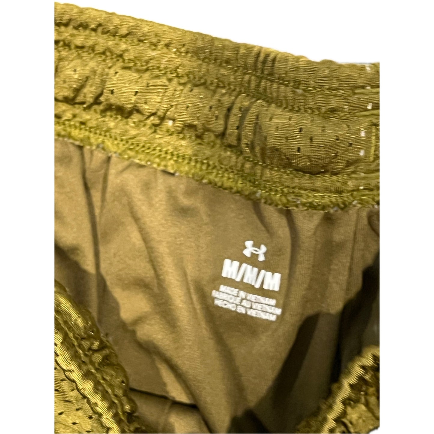 Under Armour Saturn Gold shorts mens Med