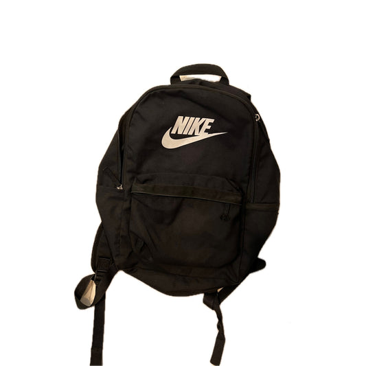 Mochila de entrenamiento Nike Brasilia (Mediana)