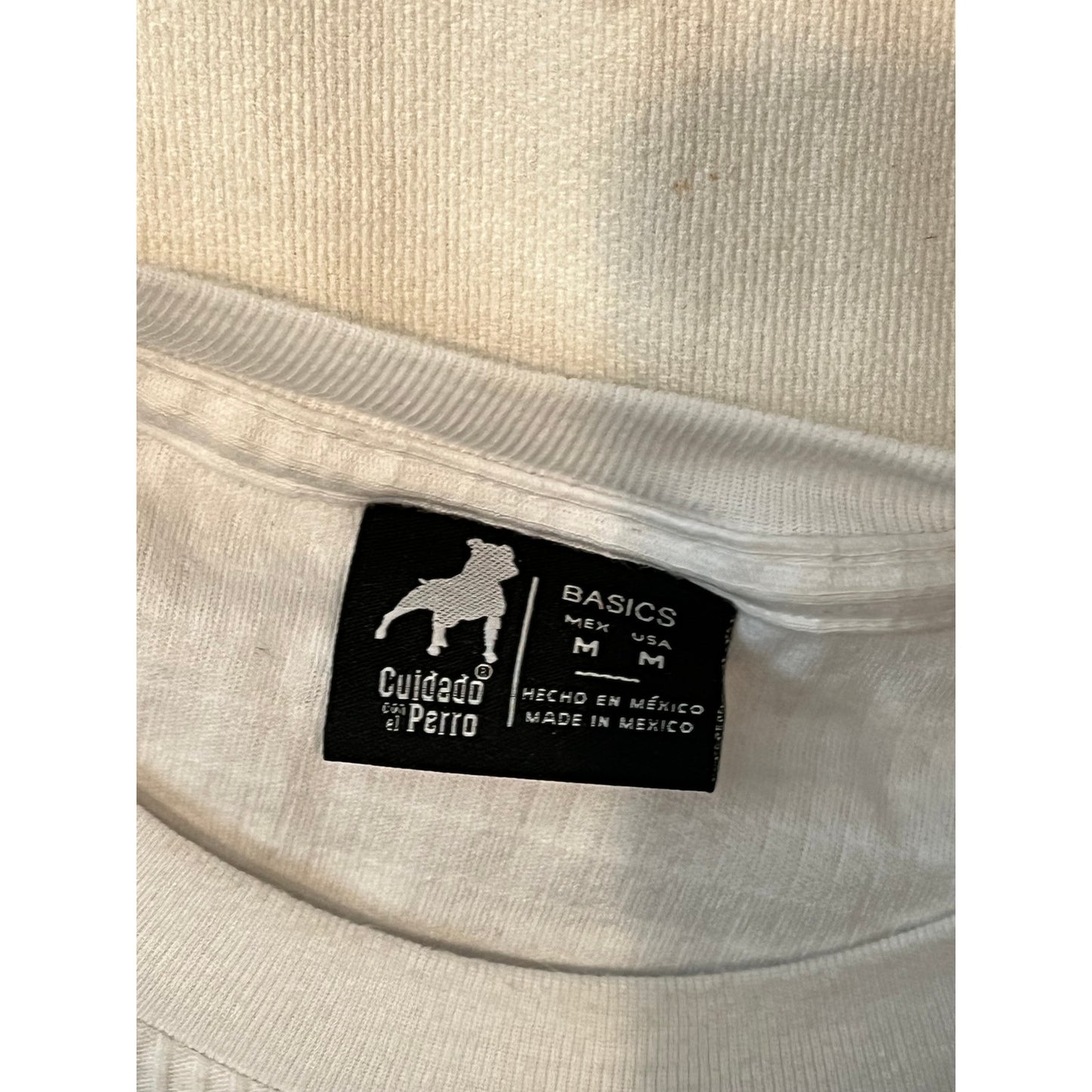 Cuidado Con El Perro White Dress T-Shirt Mens M