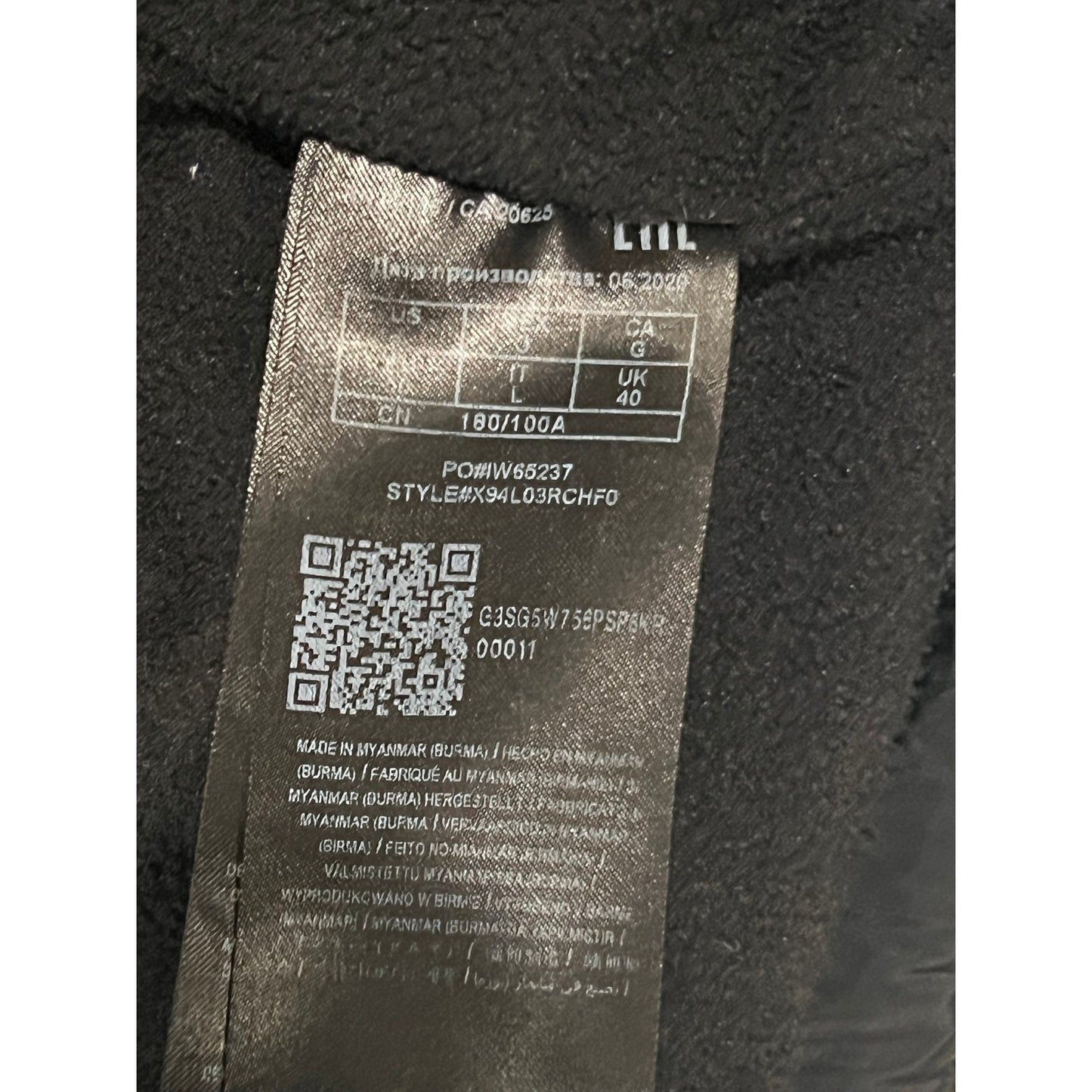 Guess Black Puffer Jacket Mens L