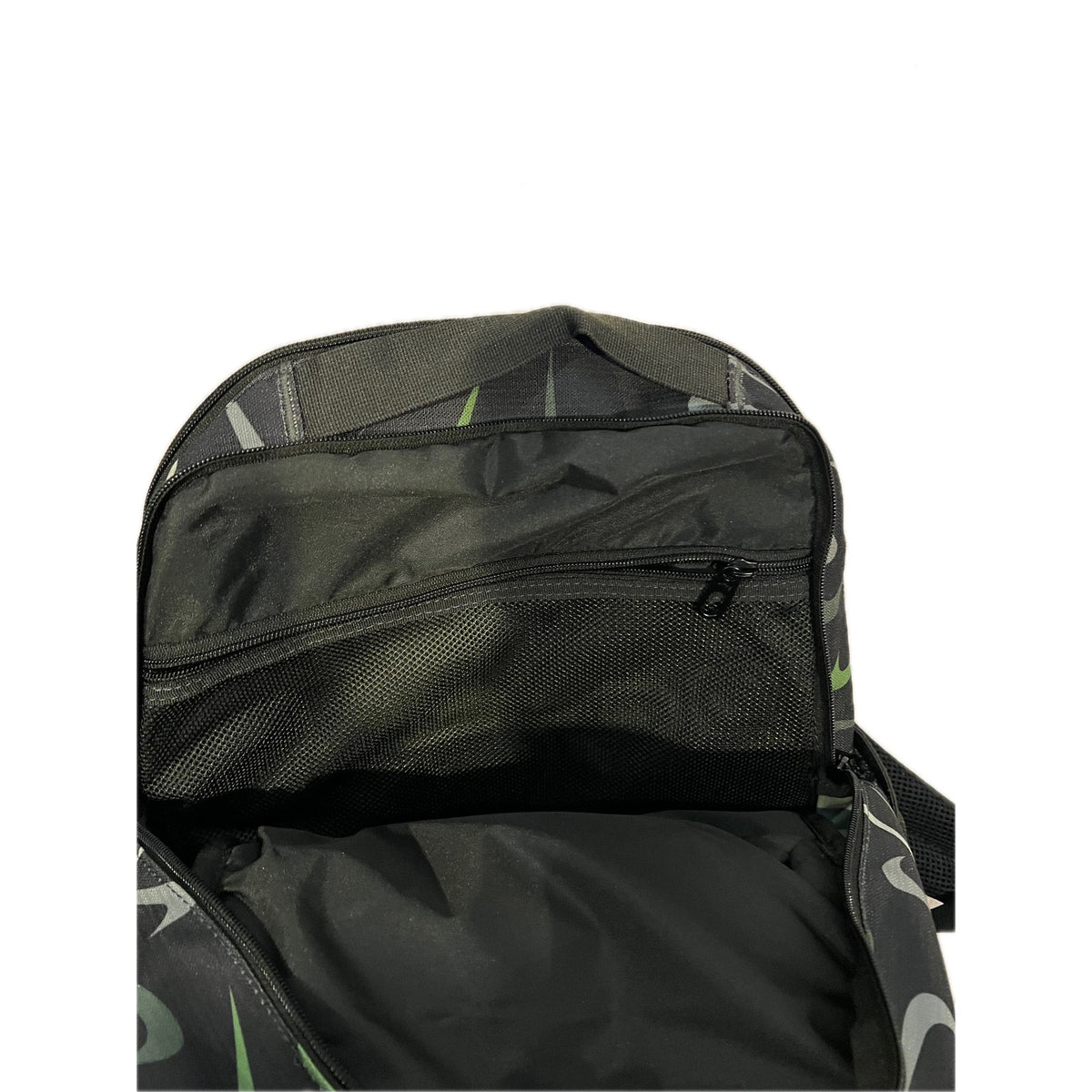 Nike Brasilia Printed Training Backpack 25L GreenBlackSilver