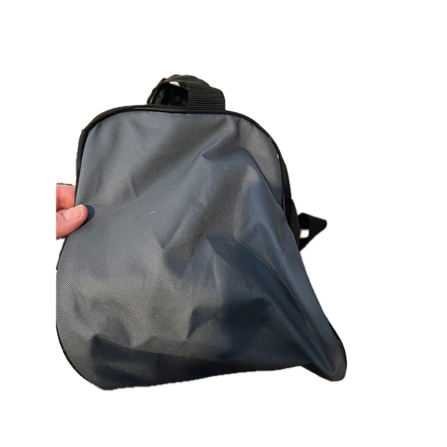 Bolso de gimnasio Adidas Defender Small de 16"x10"x8" en color negro y gris