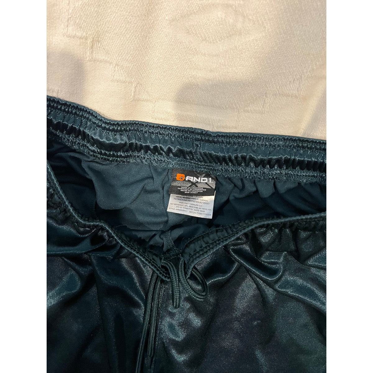 AND1 Black Dark Green Basketball Shorts Mens XL