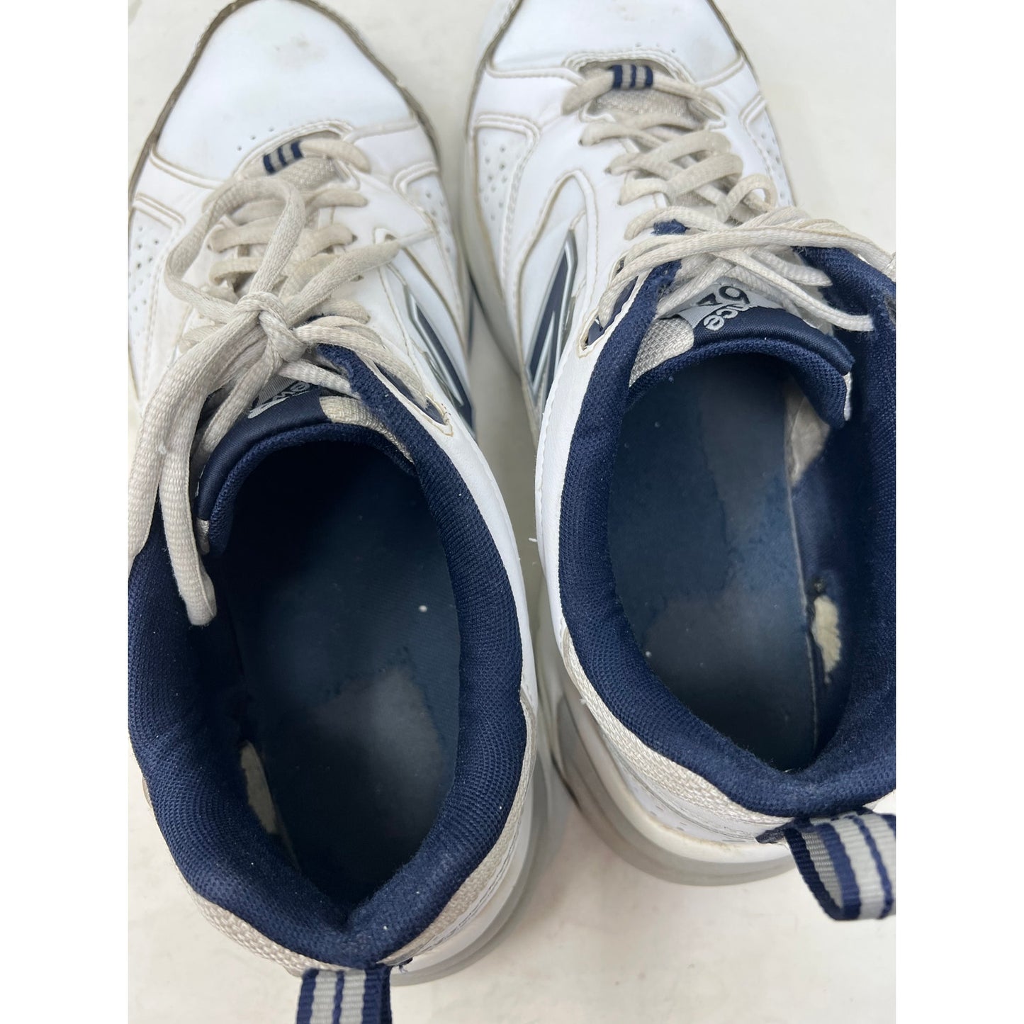 New Balance 623 Cross Training White Navy Mens 10