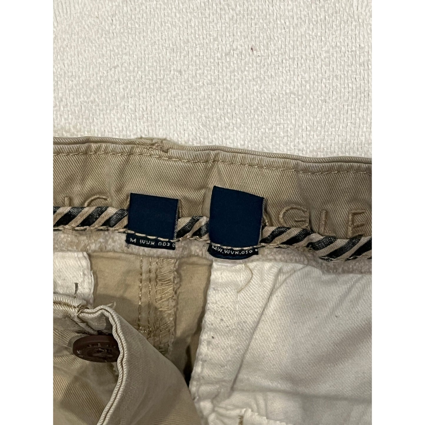 American Eagle Jeans Beige Ajuste Delgado Hombre 30x34