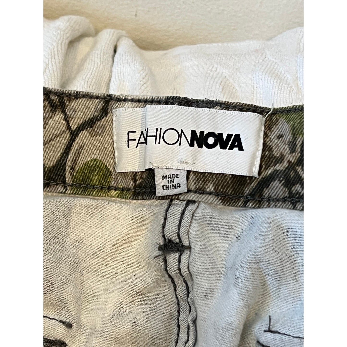 Fashion Nova Flared Cargo Mossy Oak Jeans Mens 32x28
