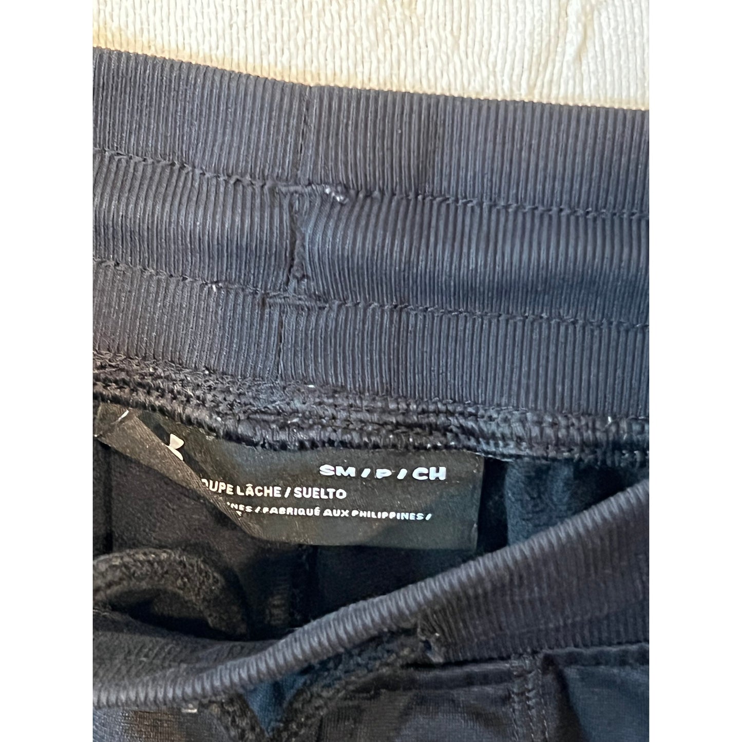Under Armour Black Joggers/Sweatpants Mens S