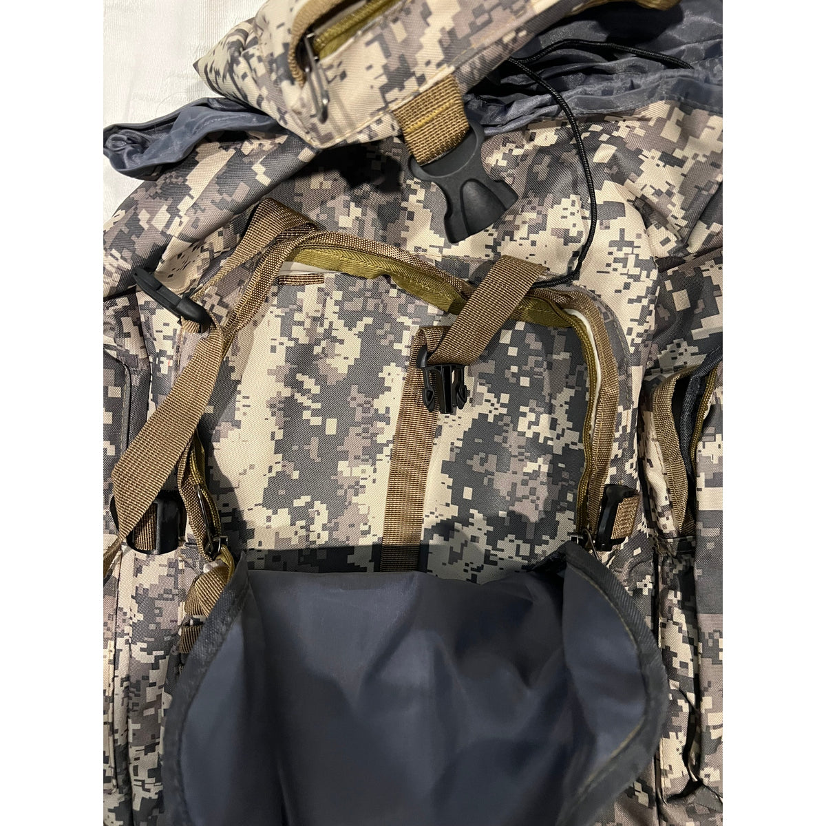Kalston Mountaineering High-Capacity Backpack 80L Urban Camo