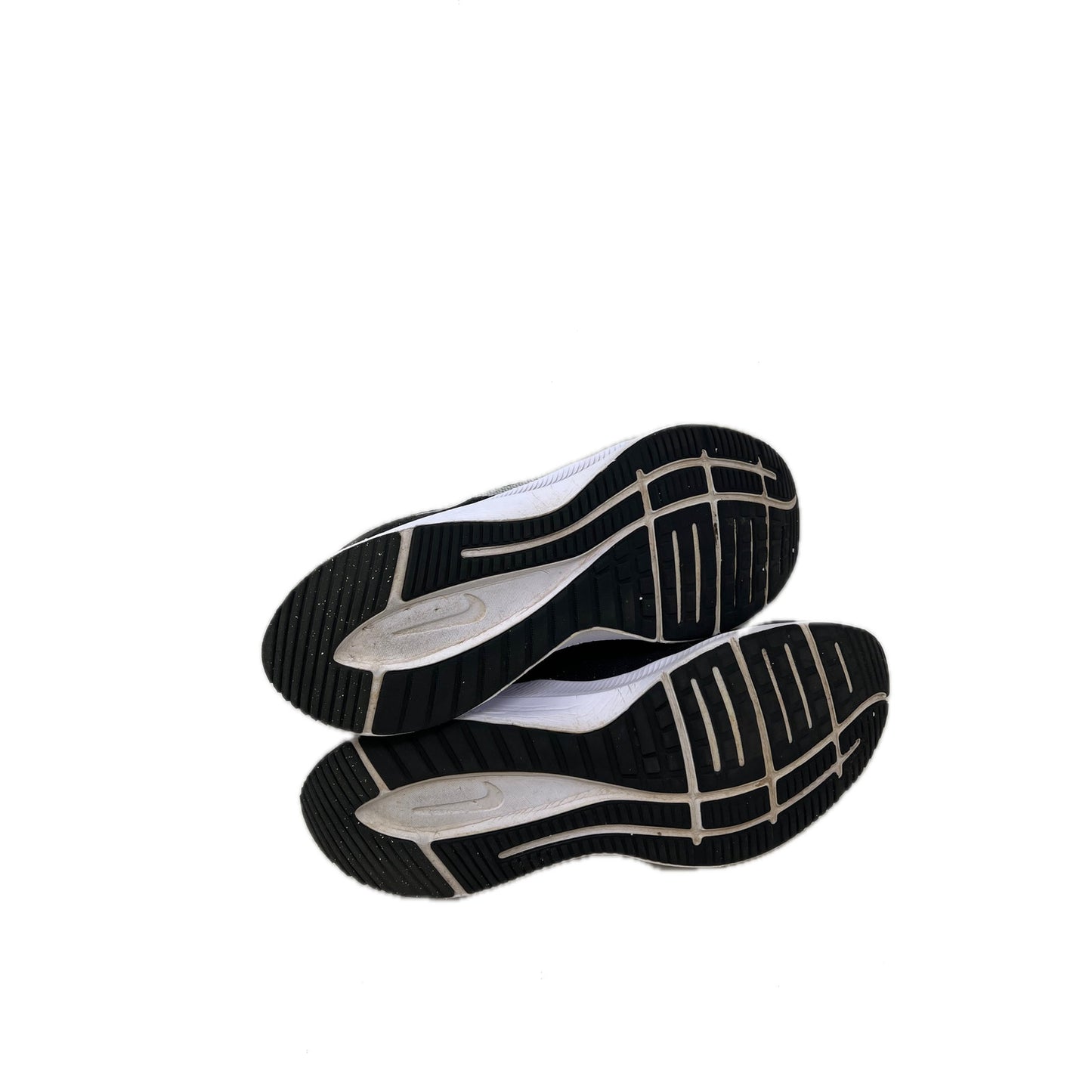 Nike Quest 4 Black White Running Shoes Mens 11