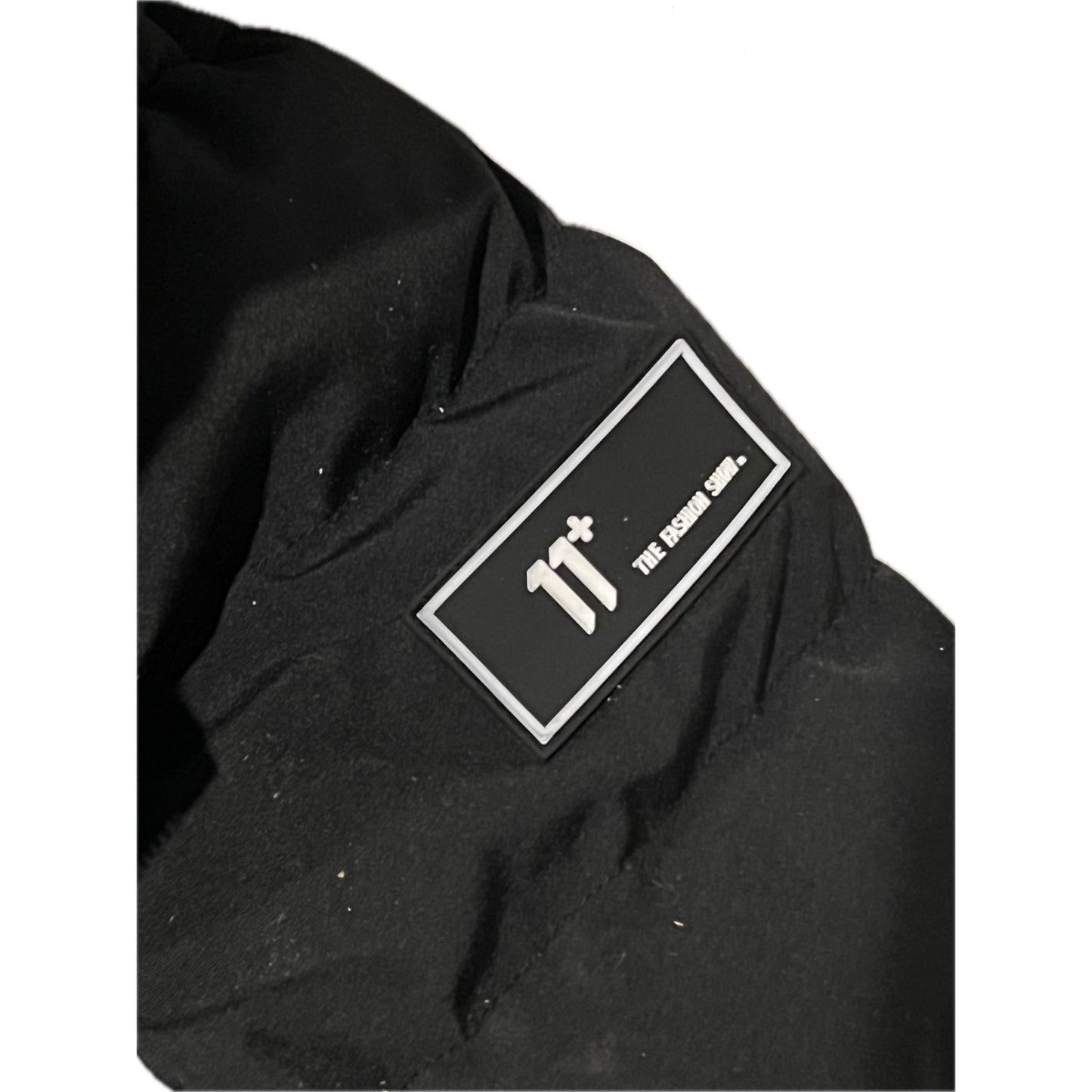 11+ The Fashion Show Ski Jacket Mens Small