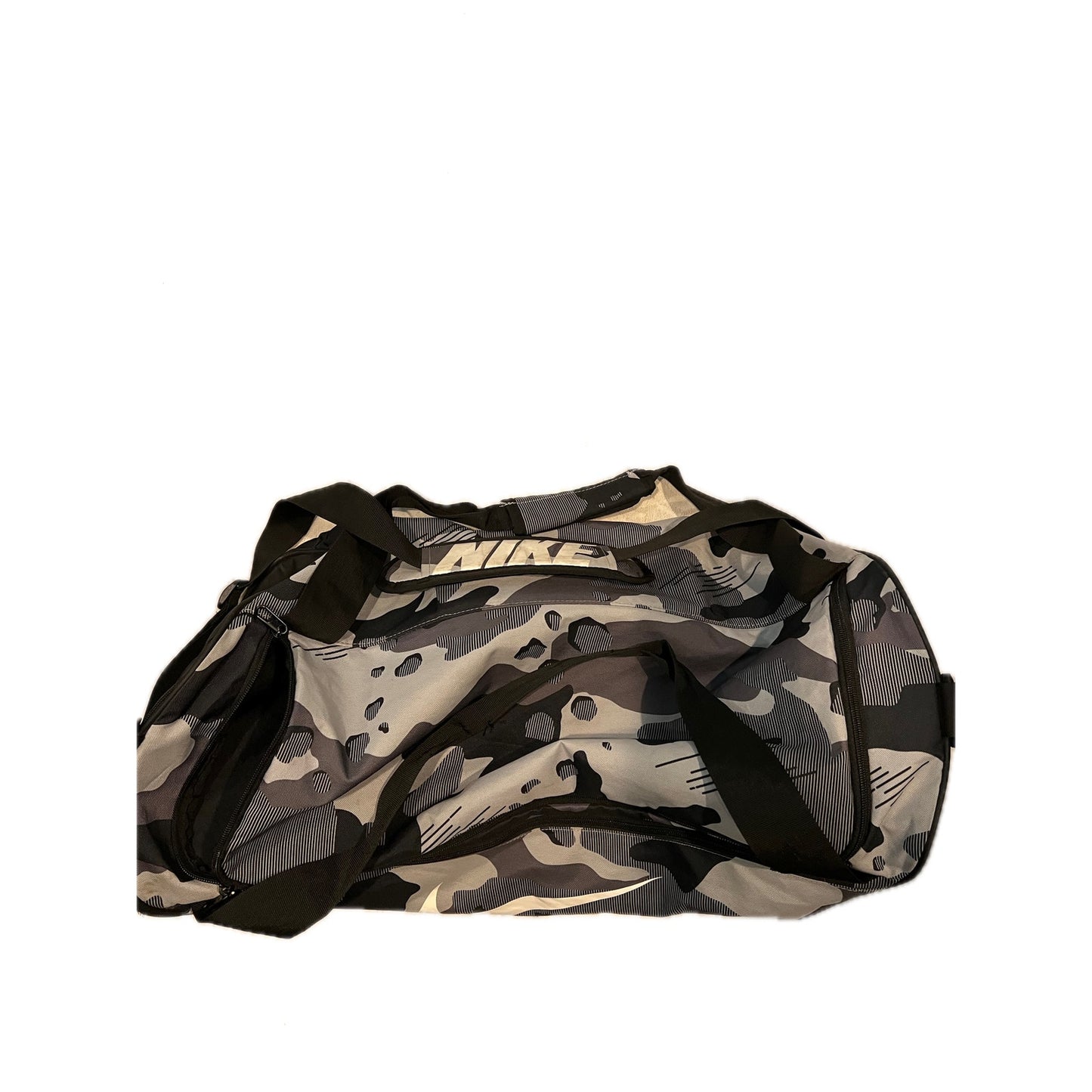 Nike Brasilia 9.5 Black Gray Camo Medium 60L Duffel Gym Bag