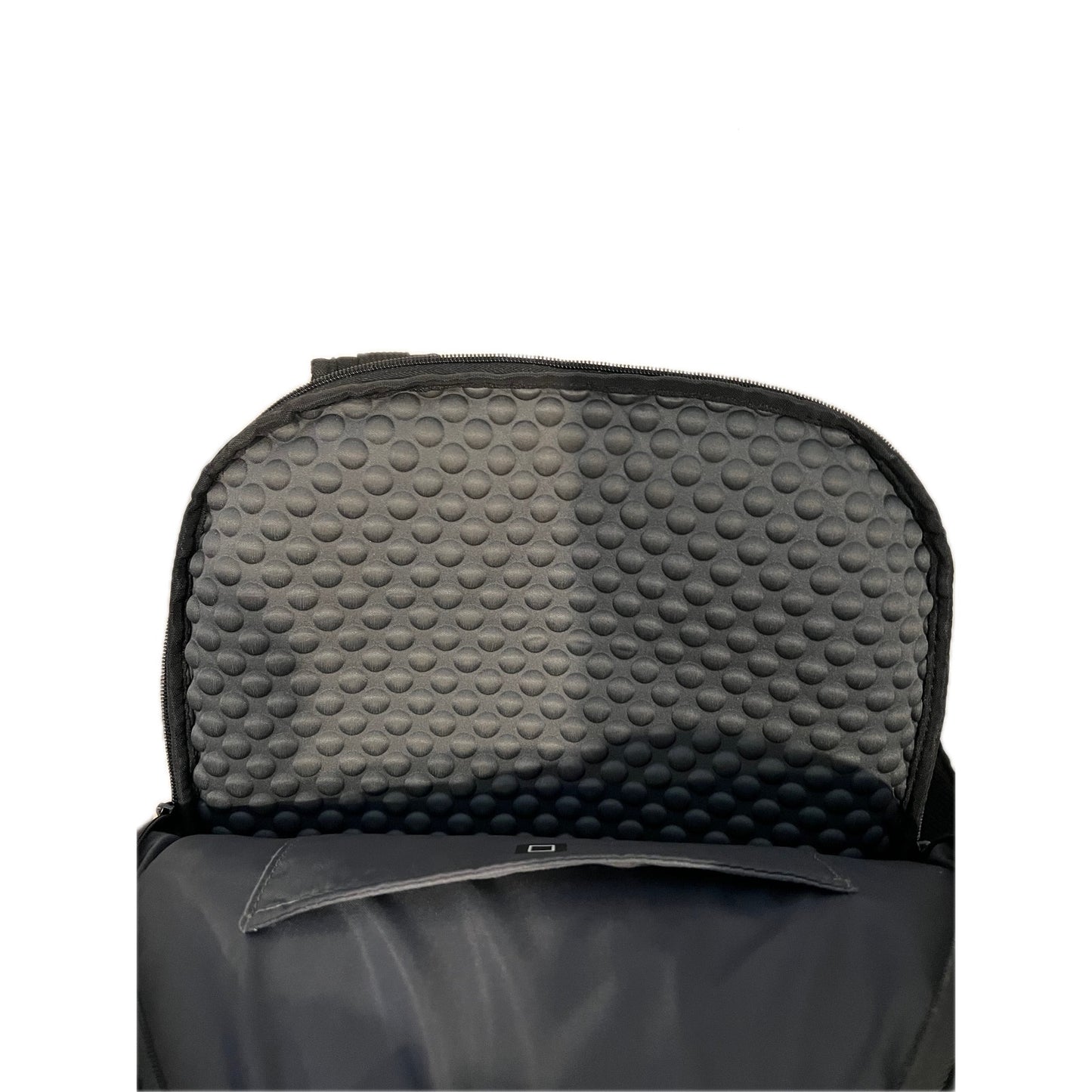 Lenovo Legion 17” Armored Backpack II