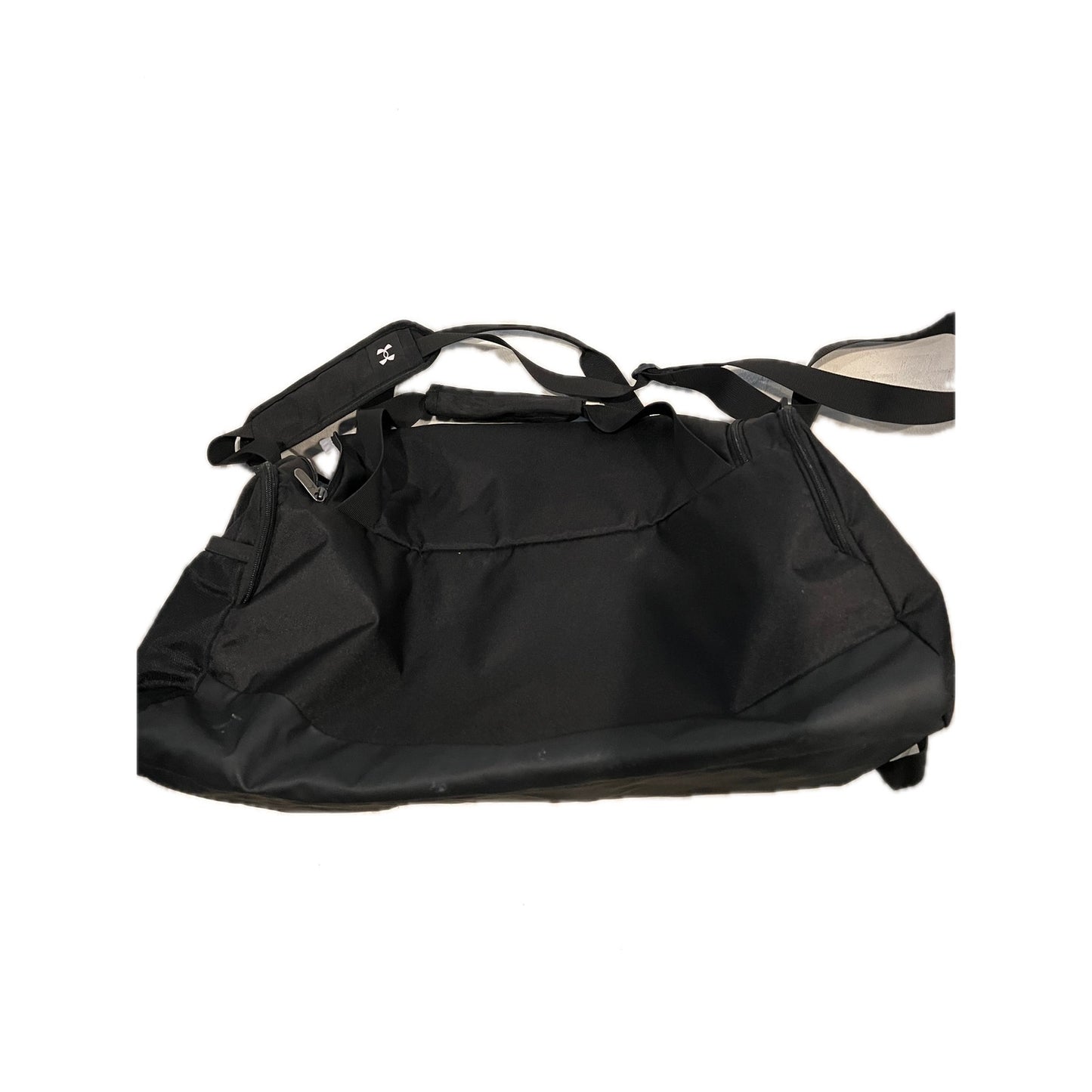 Under Armour Storm White Black Duffel Gym Bag 22"x10"x10"