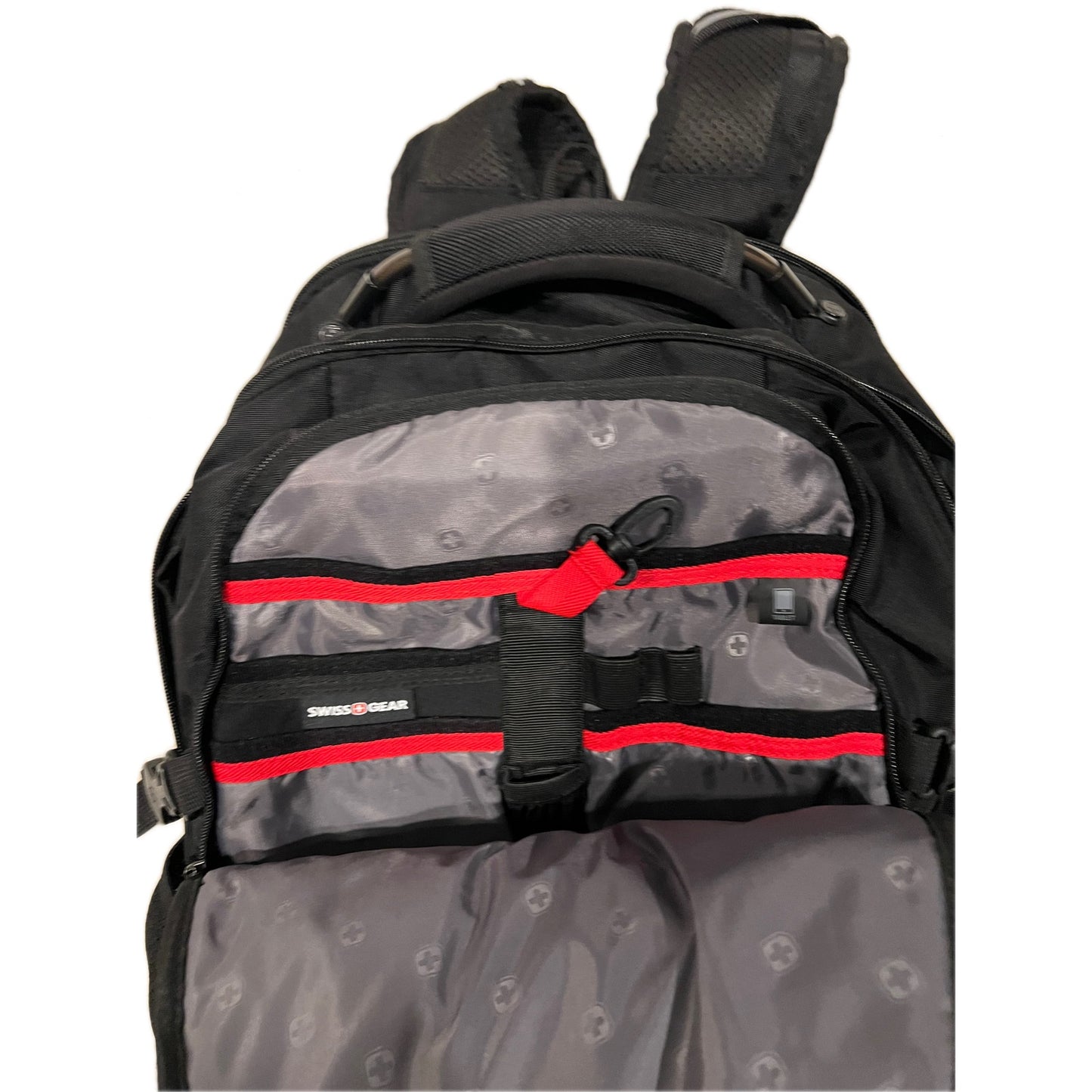 Sac à dos pour ordinateur portable Swiss Gear Cecil, noir et rouge