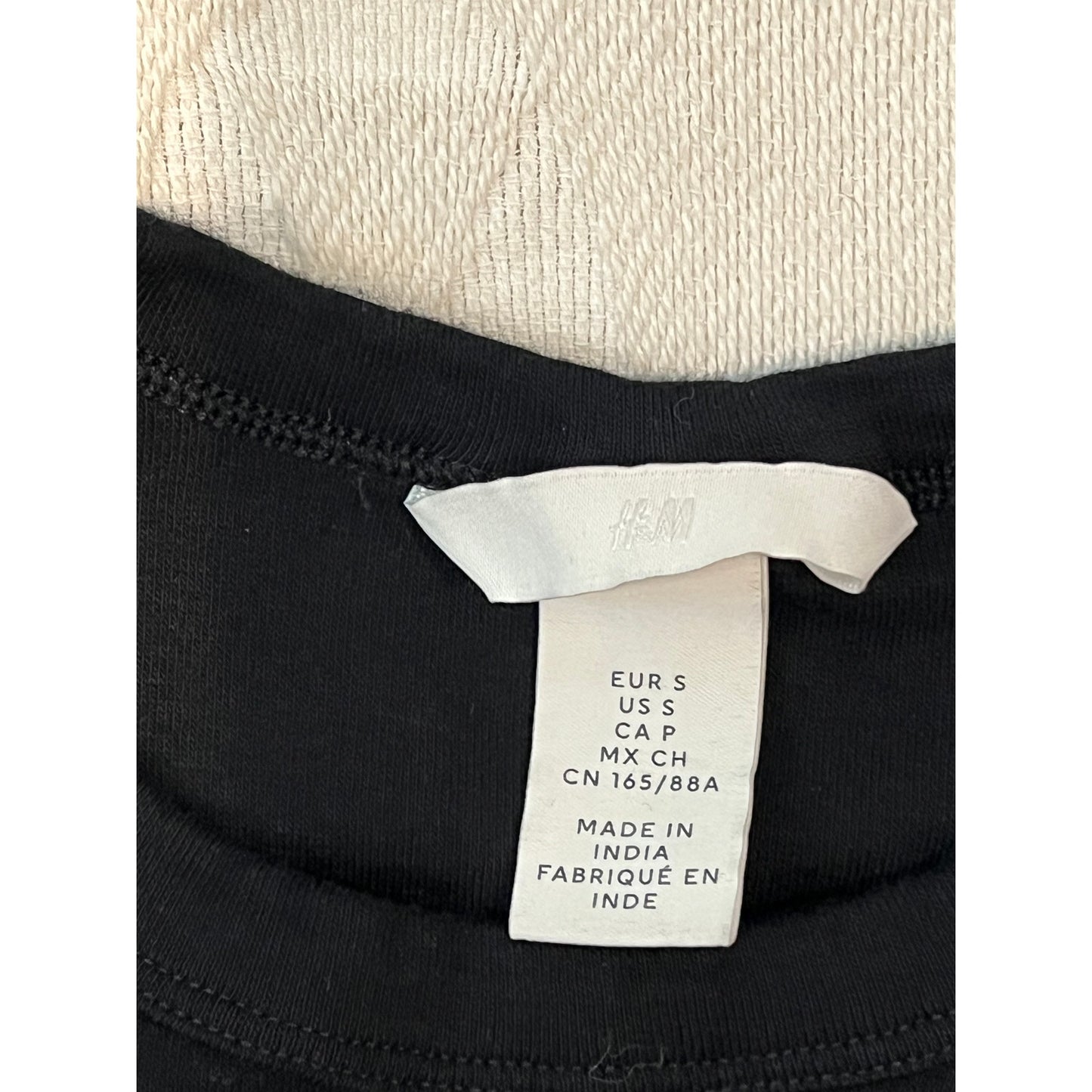 H&M Black Tee Shirt Mens S