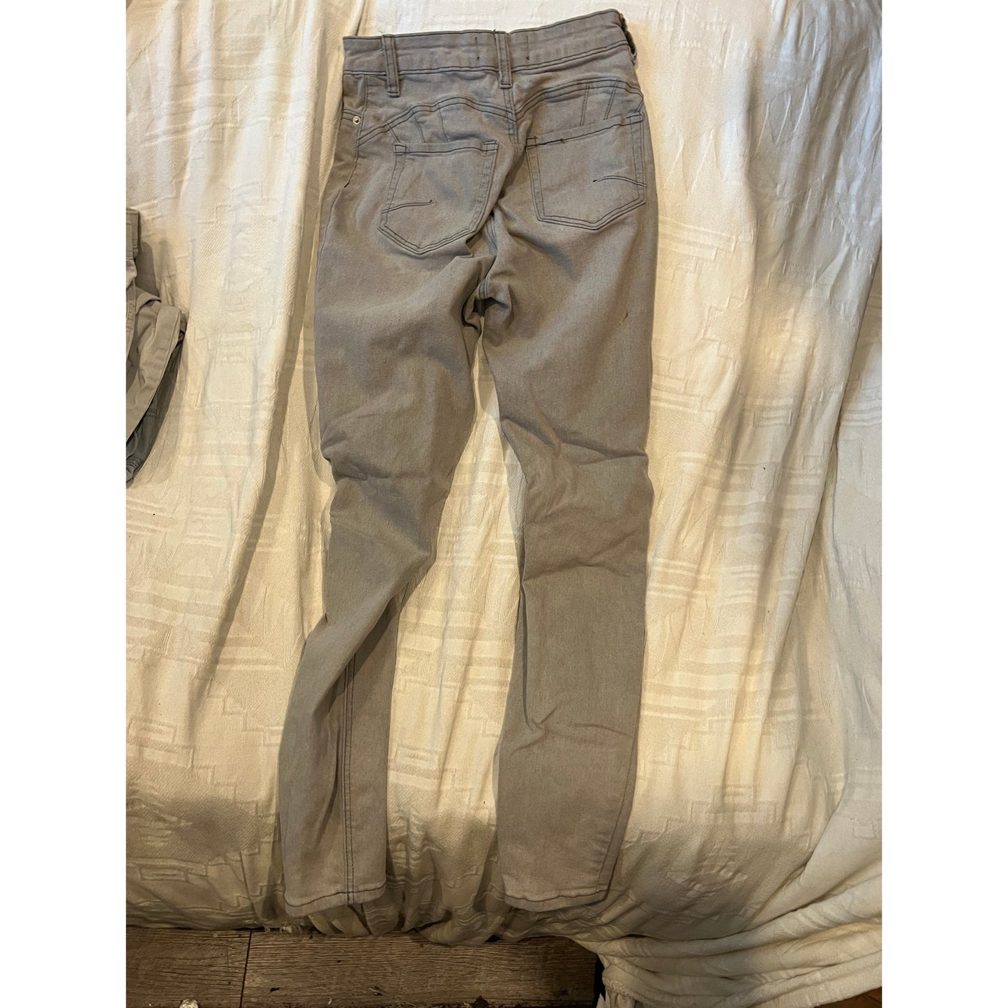 Fashion Nova Gray Skinny Womans Junior Jeans Size 5
