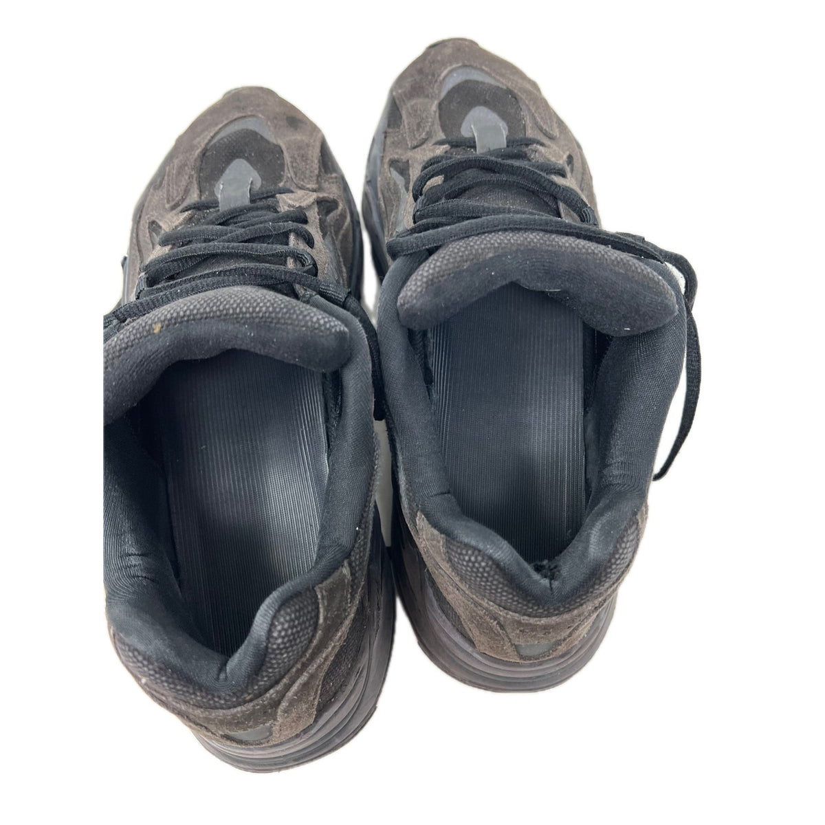 adidas Yeezy Boost 700 V2 Vanta Mens 10.5