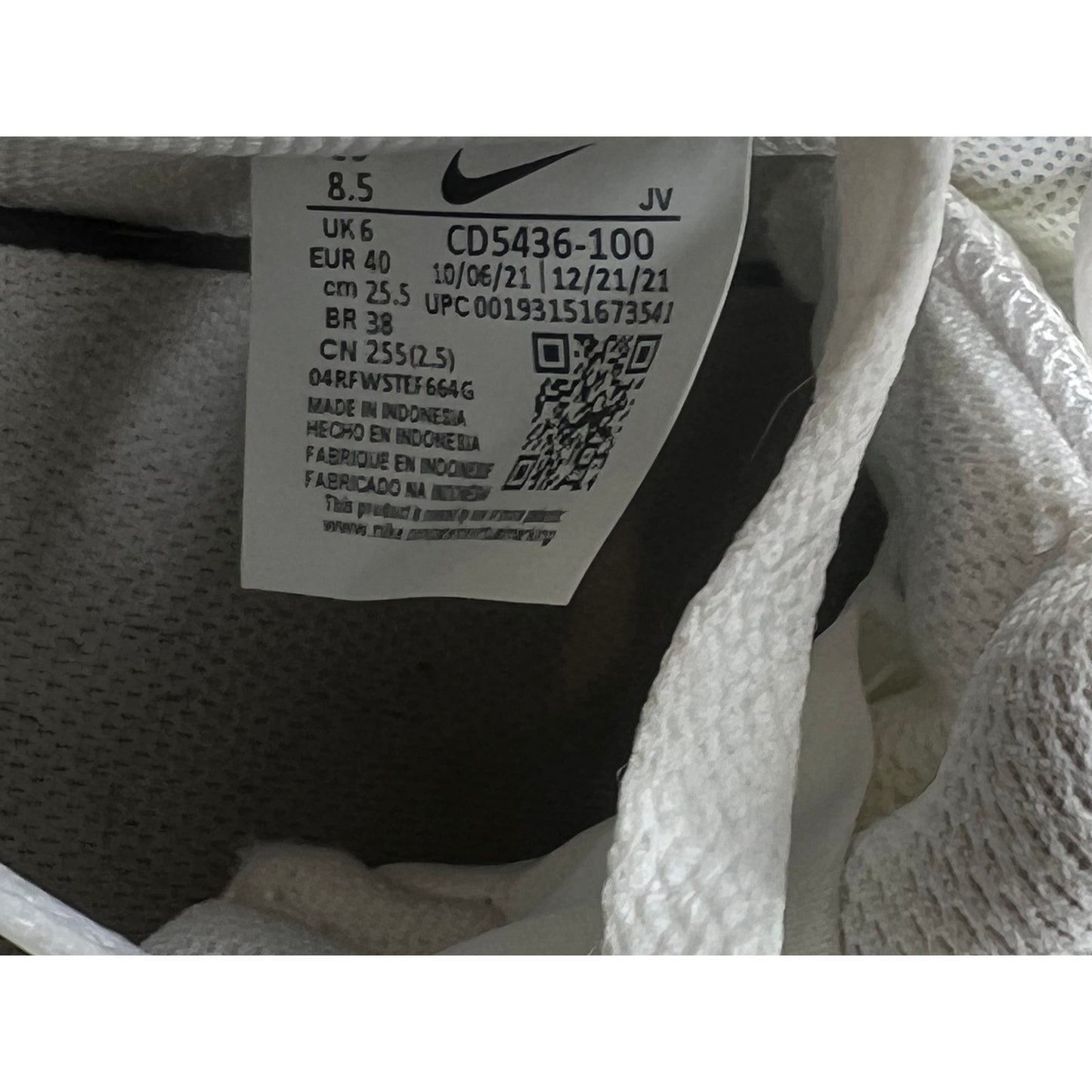 Nike Court Vision Mid Triple White Talla 8.5 para mujer