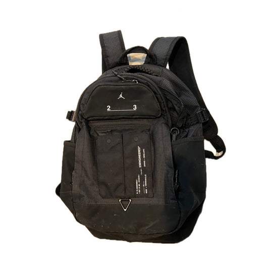 Mochila Jordan con compartimento para portátil de 15" Utility Engineered 23E