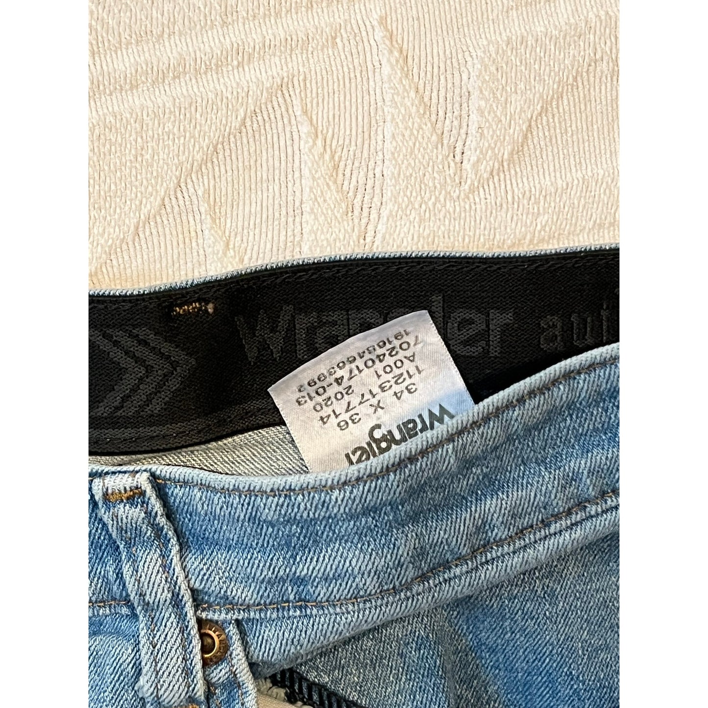 Wrangler Authentic Straight Leg Jeans Homme 34x36