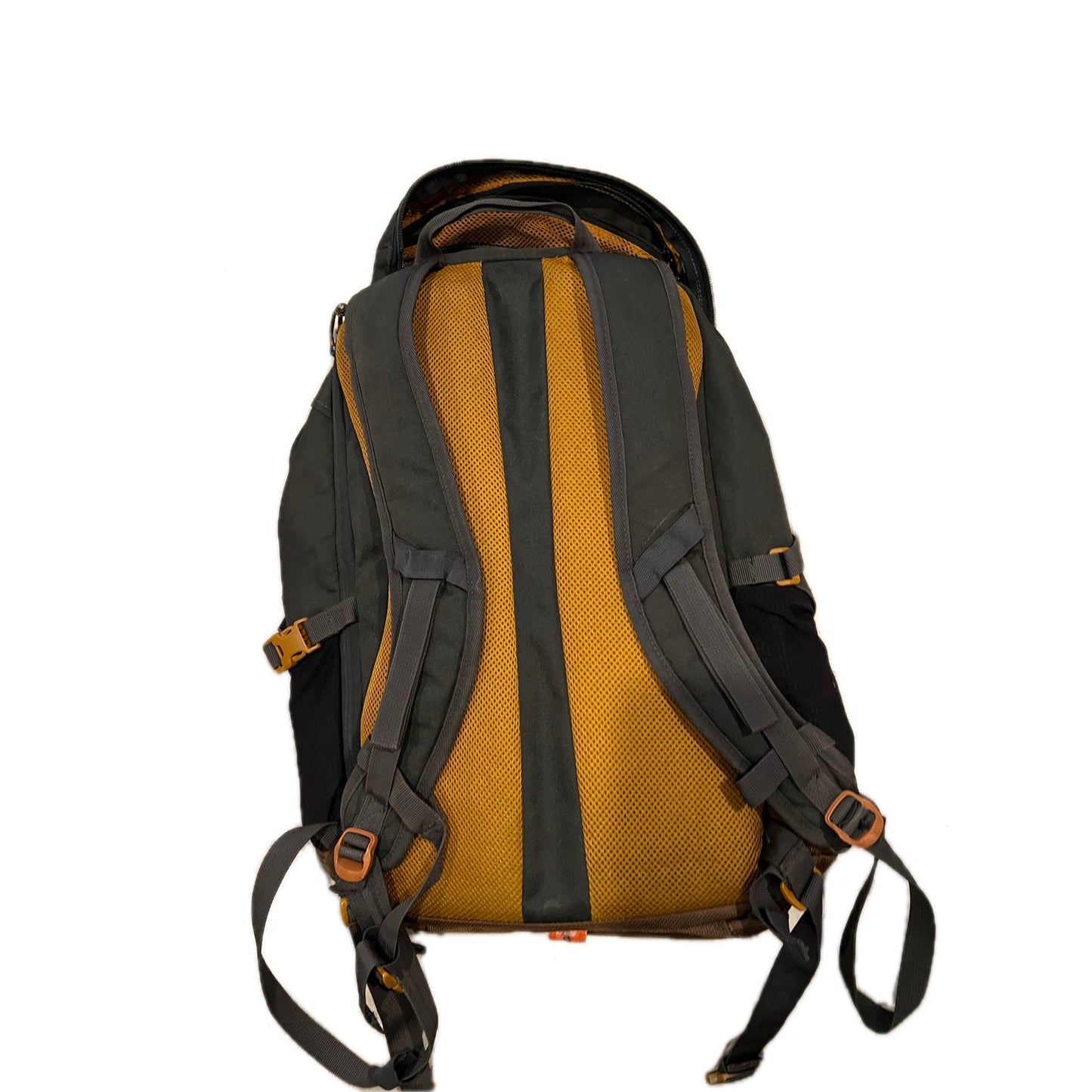 Decathlon Quechua NH500 30L Backpack