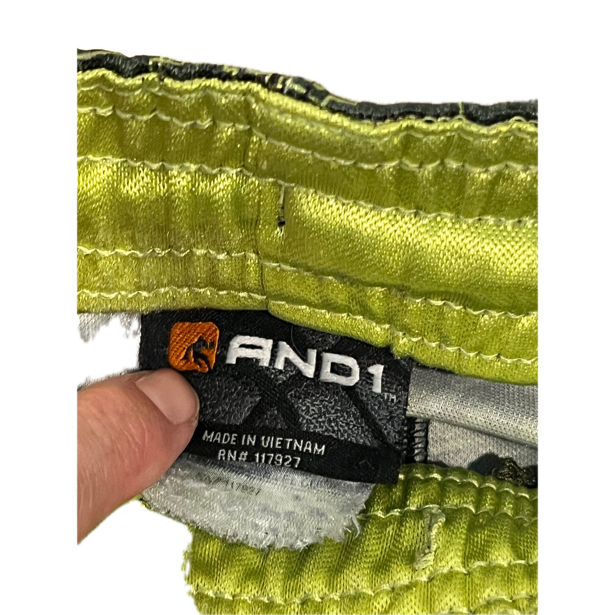 AND1 Black  8" Inseam Training Shorts Mens Small