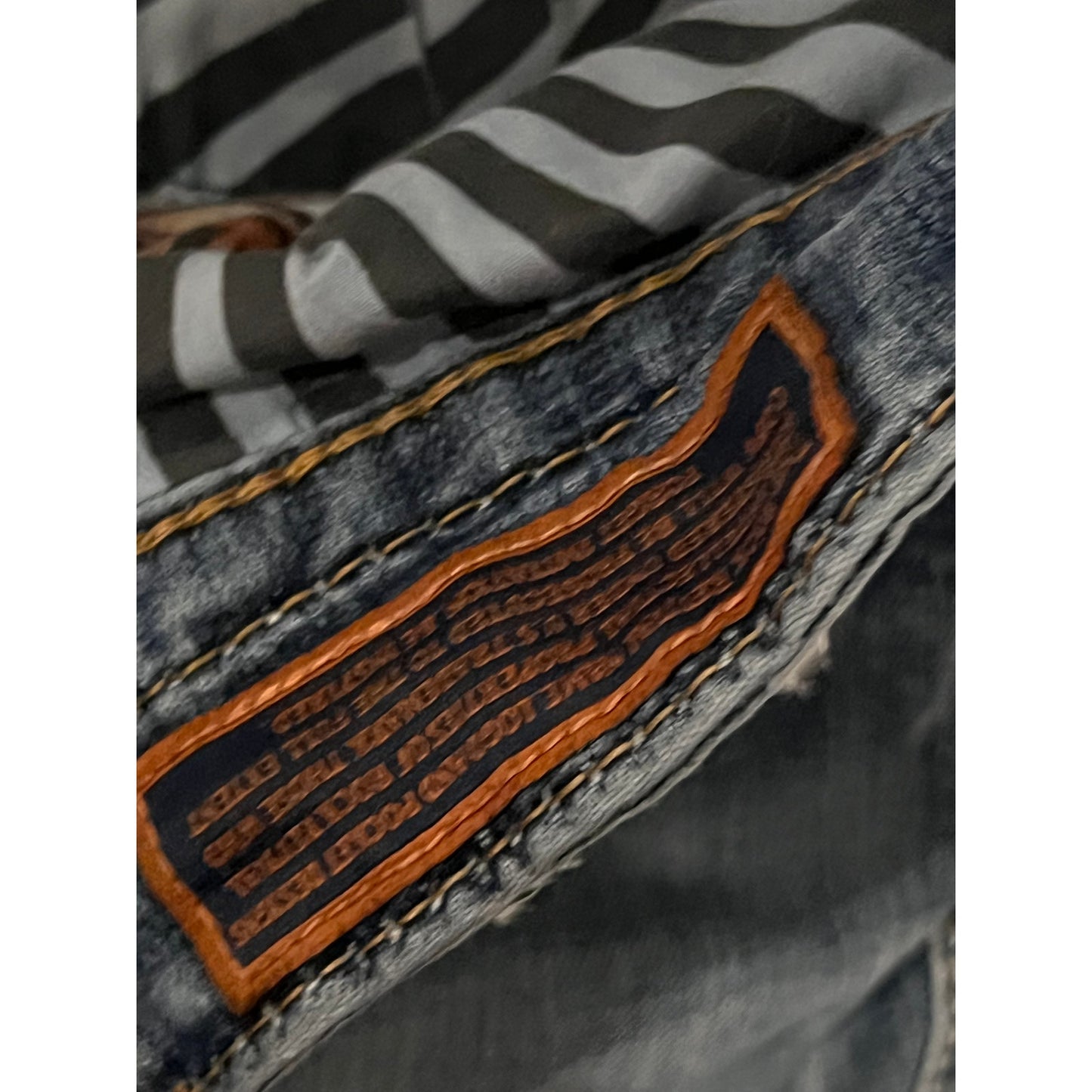 Rock Revival Albus Straight Jeans Distressed 33x33
