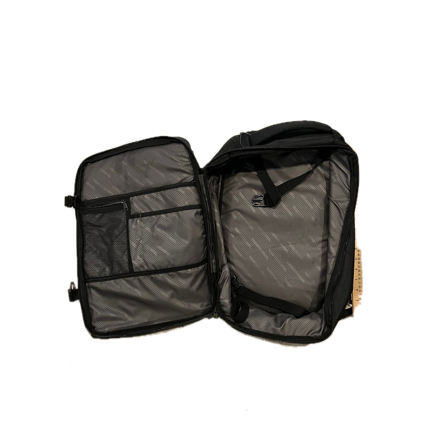 Samsonite Padded Clamshell Travel Backpack 20x20