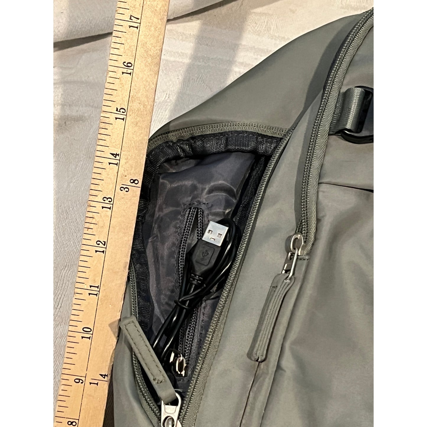 Sac à dos de voyage à compression Fosa Clamshell vert