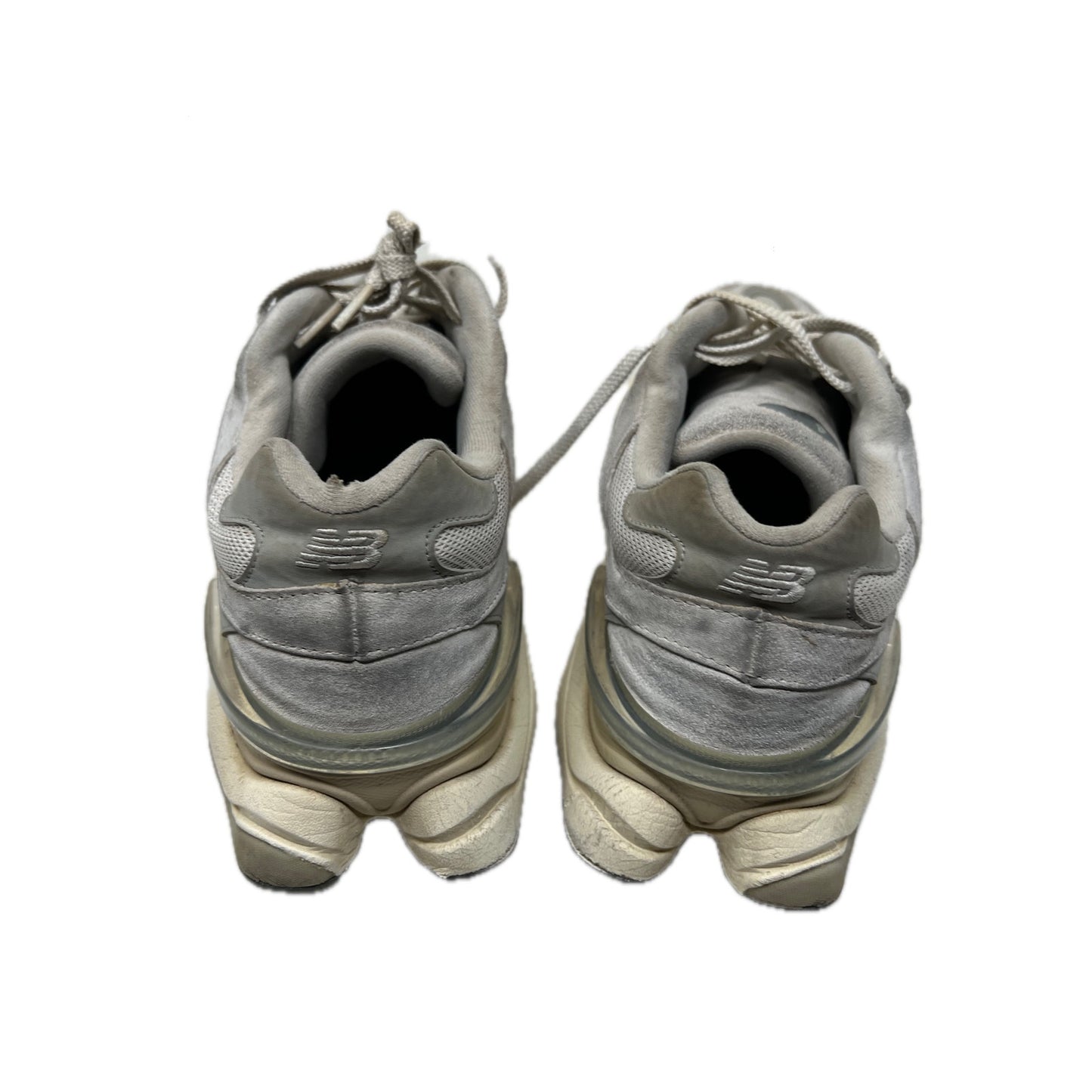 New Balance 9060 Sea Salt Rain Cloud Mens 10 Chunky Sneakers