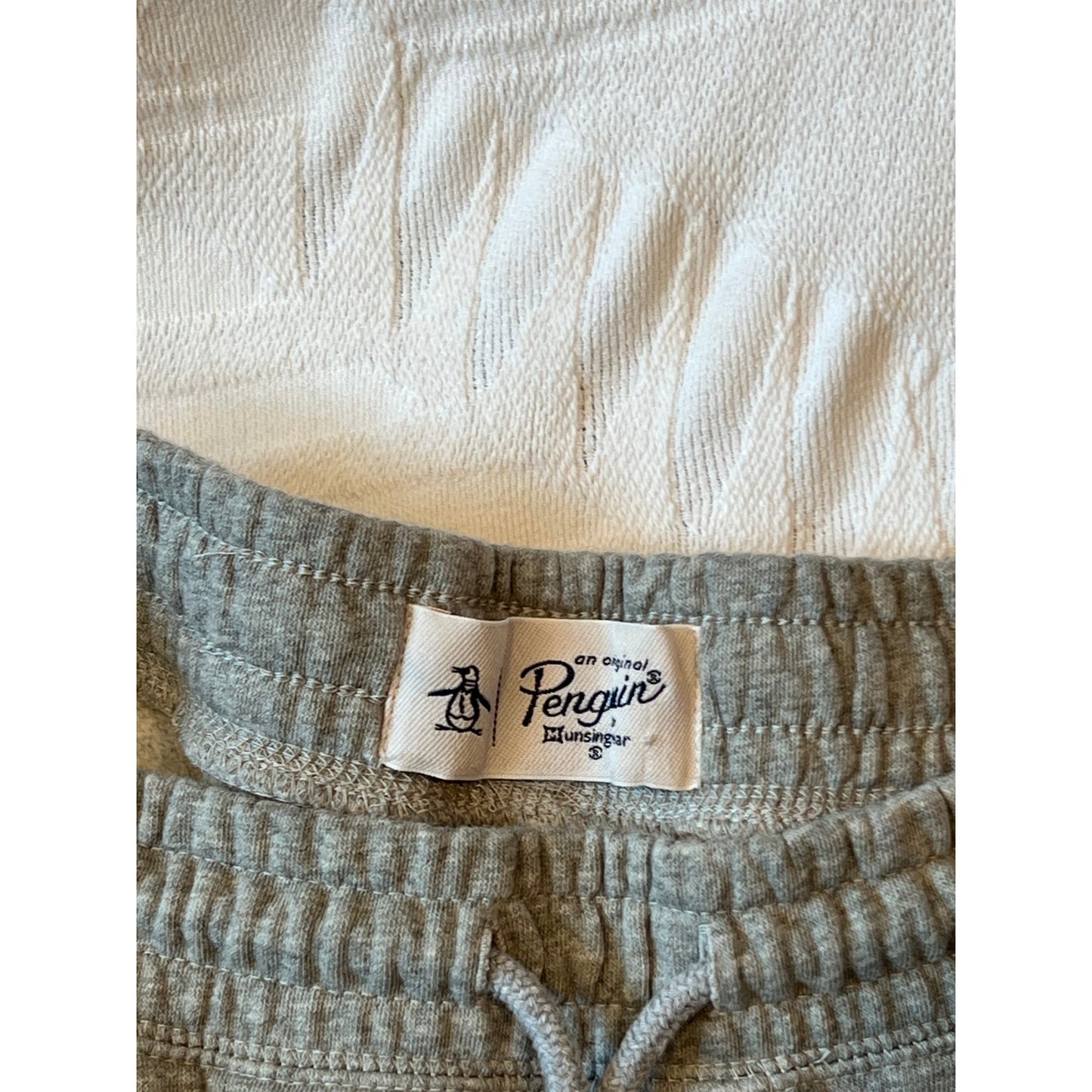 Short molleton gris Penguin by Munsingwear pour homme, taille M