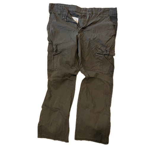 Wrangler Green/Gray Relaxed Fit Cargo Pants Mens Sz 38x30