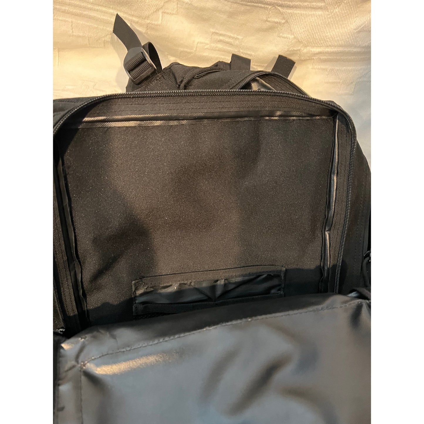 Sac à dos tactique générique noir 35L