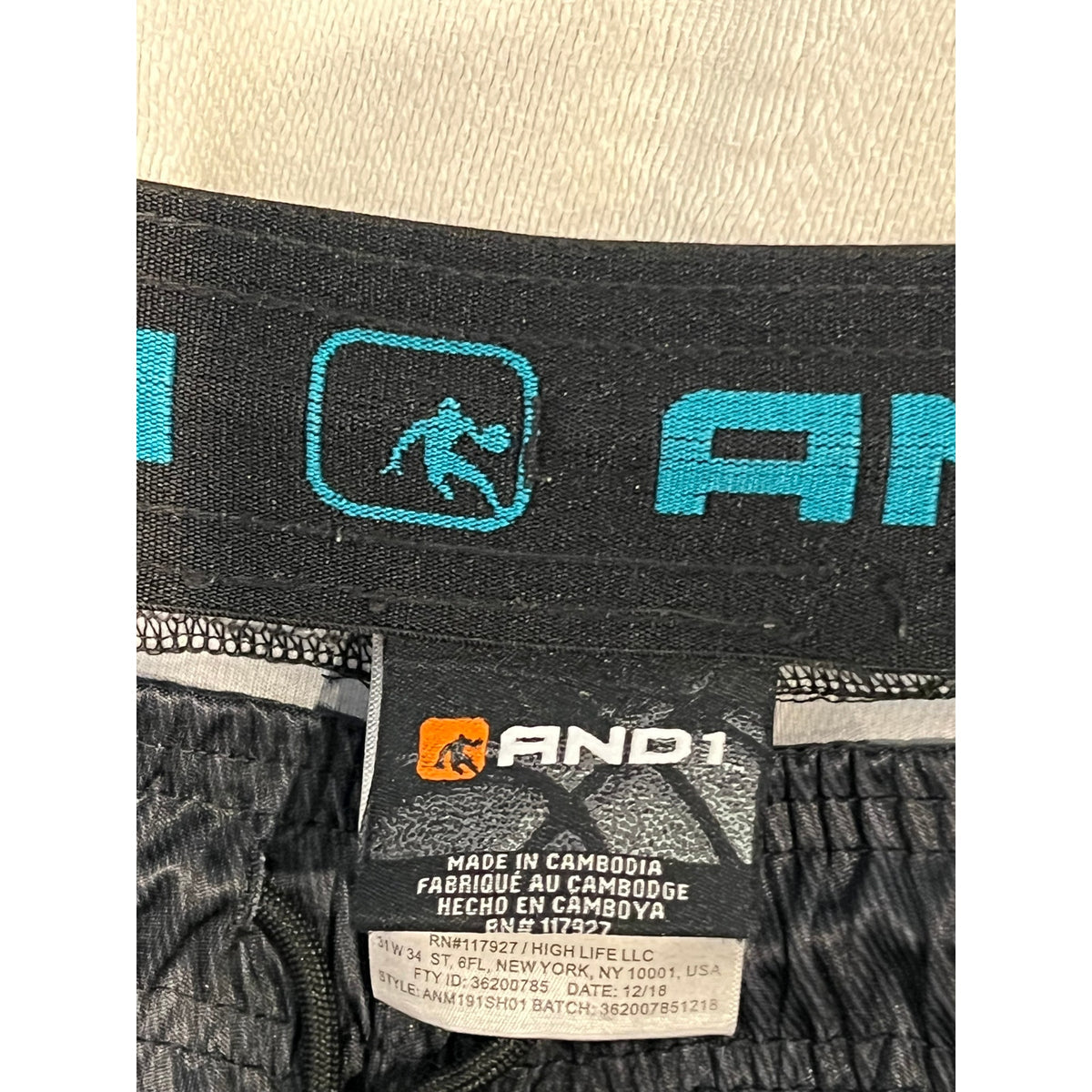 AND1 Black White Basketball Shorts Mens 2XL