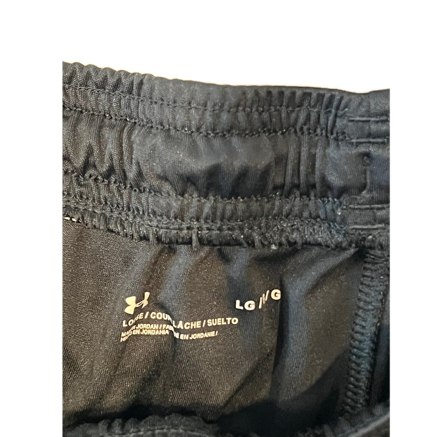 Under Armour Loose Black Shorts Mens M
