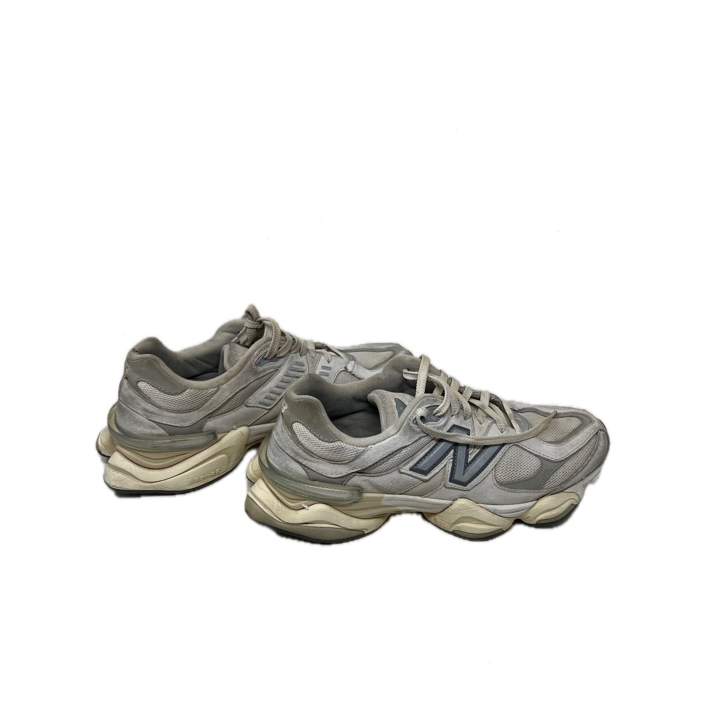 New Balance 9060 Sea Salt Rain Cloud Mens 10 Chunky Sneakers