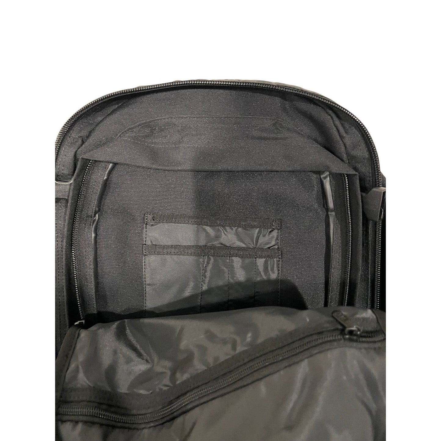 Mochila Negra XL Highland Tactical Acolchada para Computadora