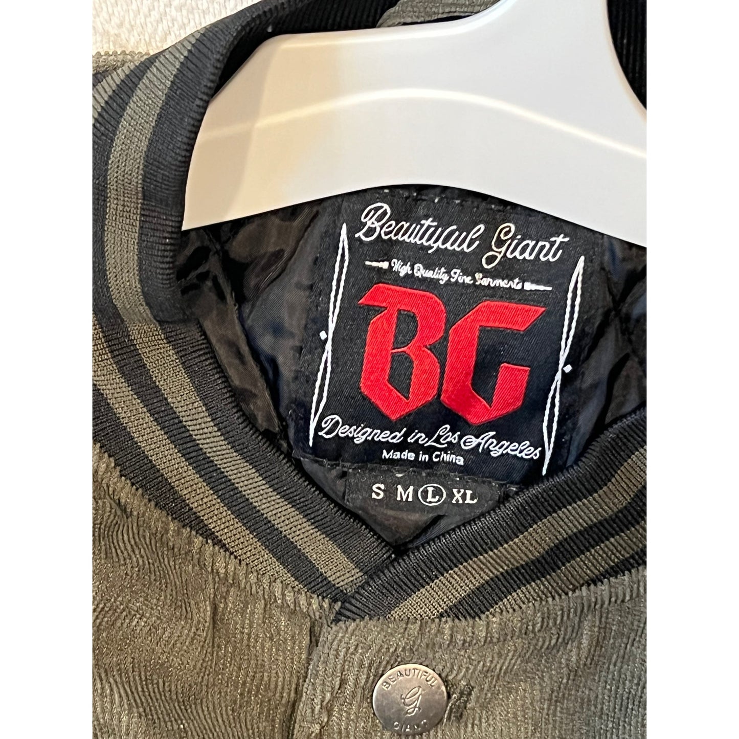 Beautiful Giant Snap Up Varsity Jacket Mens L