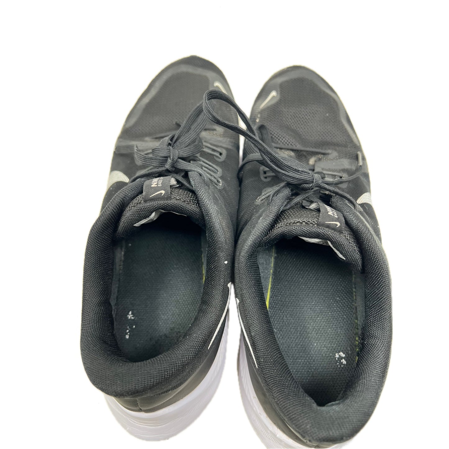 Nike Quest 4 Black White Running Shoes Mens 11