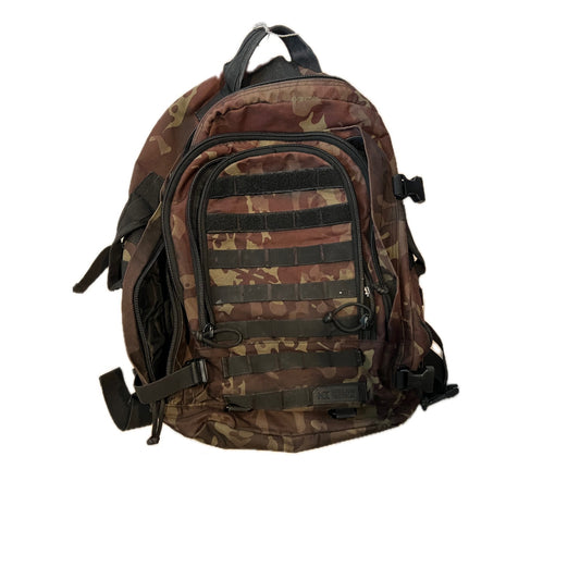 Mochila XL Highland Tactical Roger de Lona Camuflaje Negro y Marrón