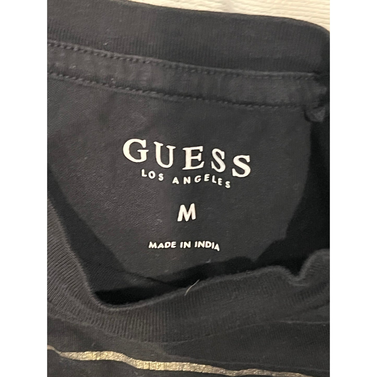 Guess T-Shirt Homme Noir Logo en relief Taille M