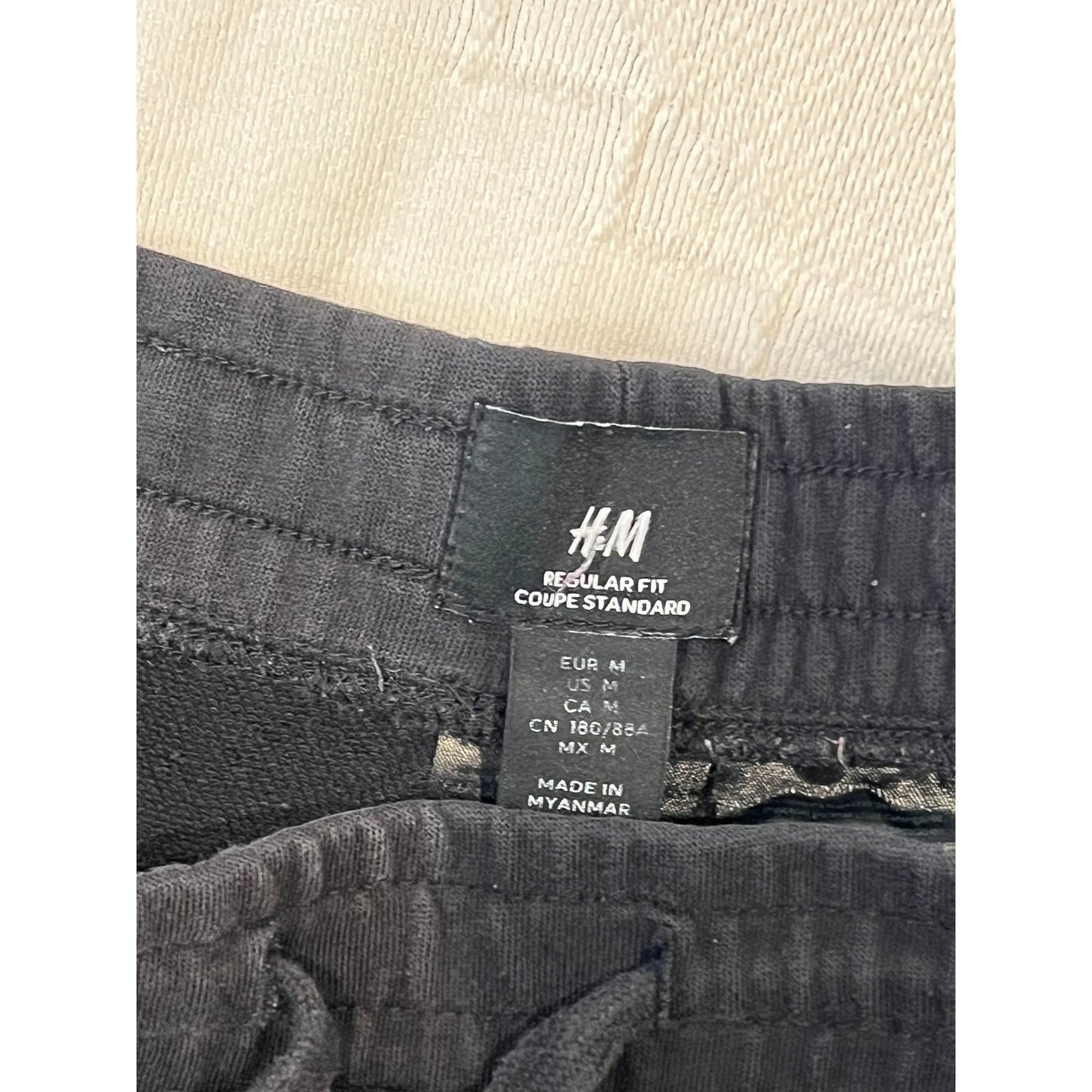 H&M Black Sweat Shorts Mens M