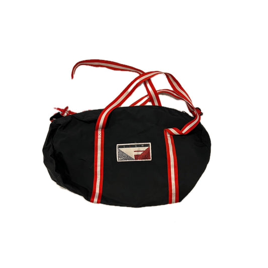 Bolsa de deporte Nike Flight negra y roja de 50,8x20,3x15,2 cm