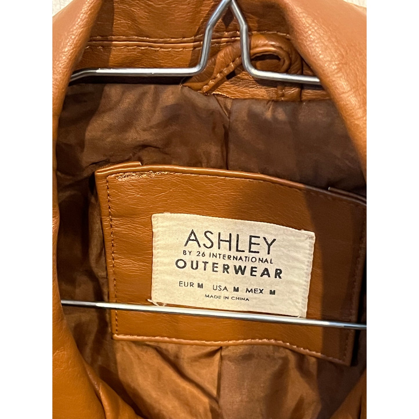 Ashley by 26 International Blouson moto court femme, taille M