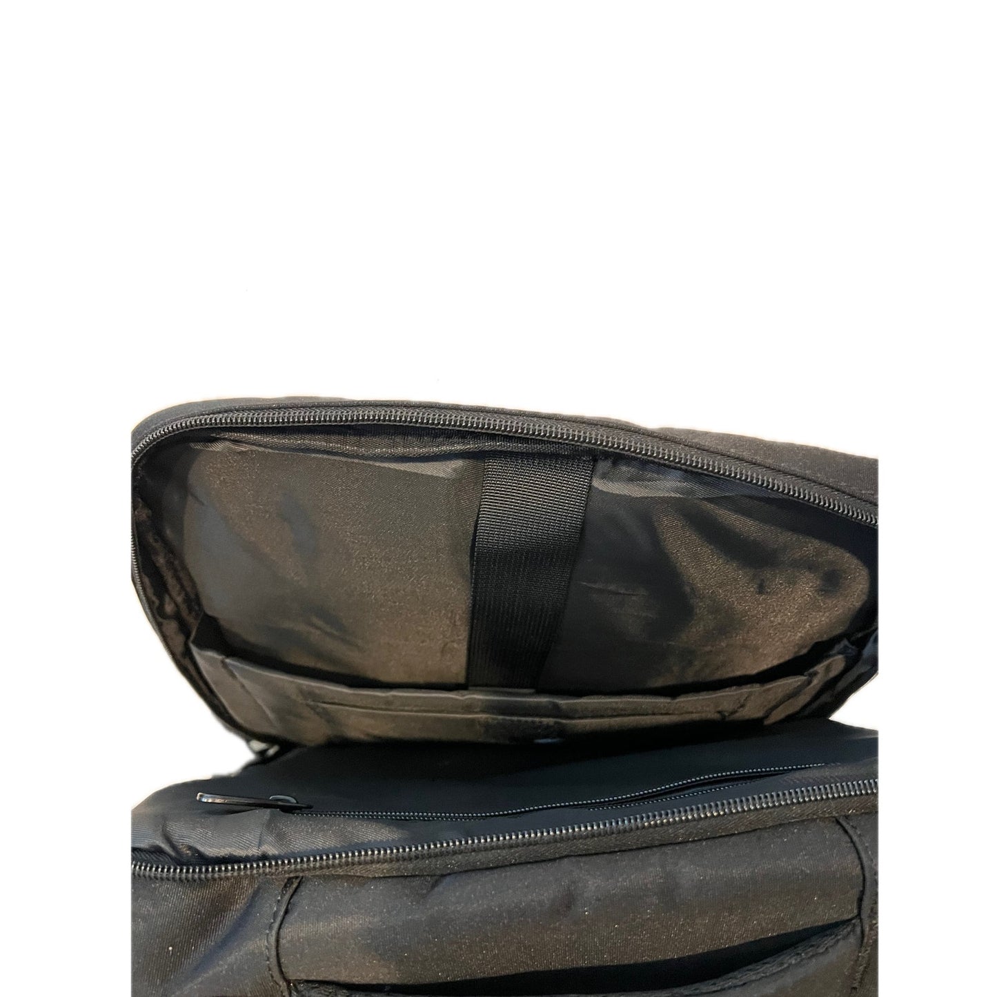 Sac à dos de voyage à ouverture en coquille rembourré Coskyee 18x16