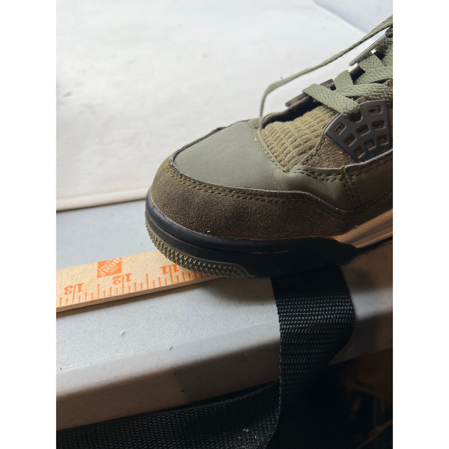Nike Air Jordan 4 Retro SE Craft GS « Olive » Homme 9.5-10.5
