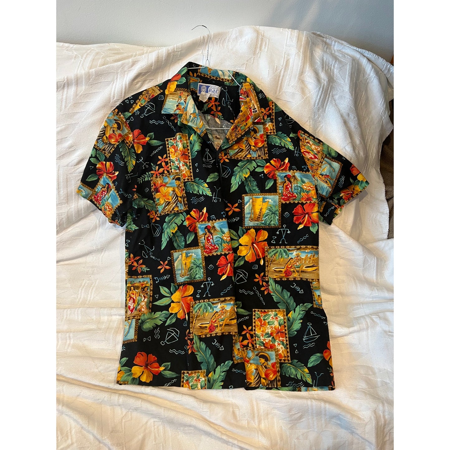 Men's American Eagle Outfitters Hawaiian Shirt - Size XXL